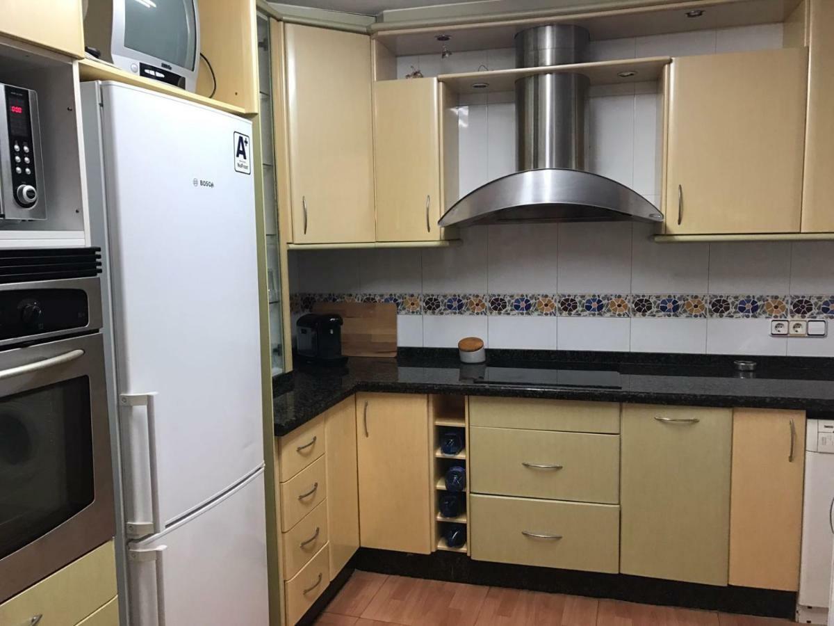 Apartamento Turistico Loyola Benidorm Bagian luar foto