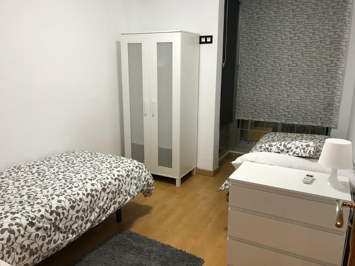 Apartamento Turistico Loyola Benidorm Bagian luar foto